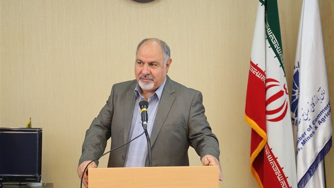 تامین ماشین‌آلات معدن و حل تعارضات این بخش با محیط زیست در اولویت دولت باشد